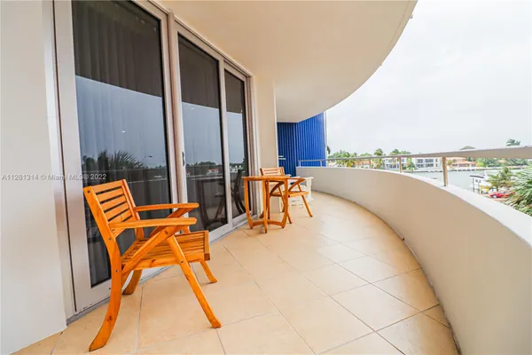 $7,500 | 5161 Collins Avenue, Unit 404, Miami Beach, FL 33140