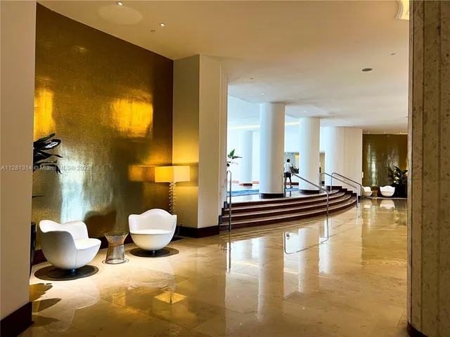 $5,000 | 5161 Collins Avenue, Unit 404, Miami Beach, FL 33140