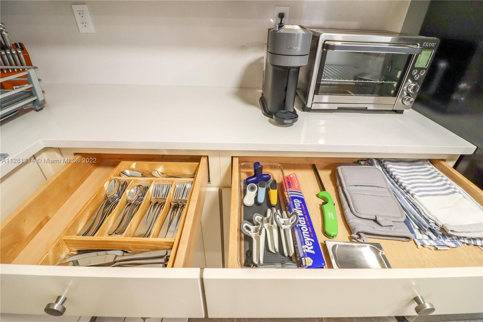 5161 Collins Avenue, Unit 404 Miami Beach, FL 33140 - Photo 47 of 59