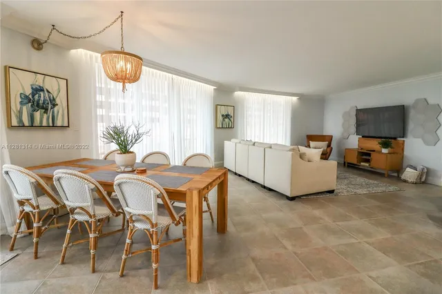 $5,000 | 5161 Collins Avenue, Unit 404, Miami Beach, FL 33140