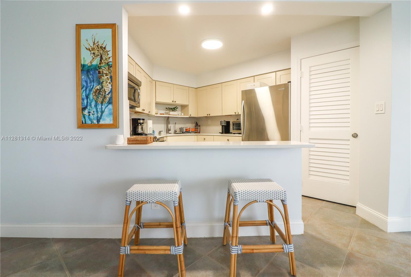 5161 Collins Avenue, Unit 404 Miami Beach, FL 33140 - Photo 7 of 59