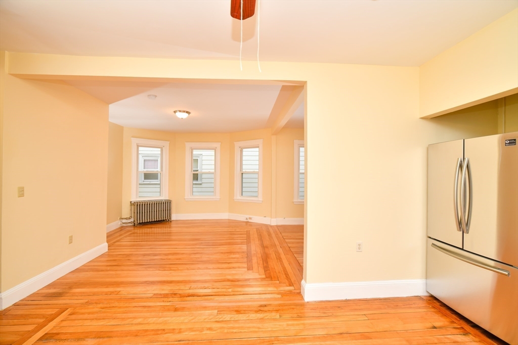 15 Vesta Road Boston, MA 02124 - Photo 7 of 16
