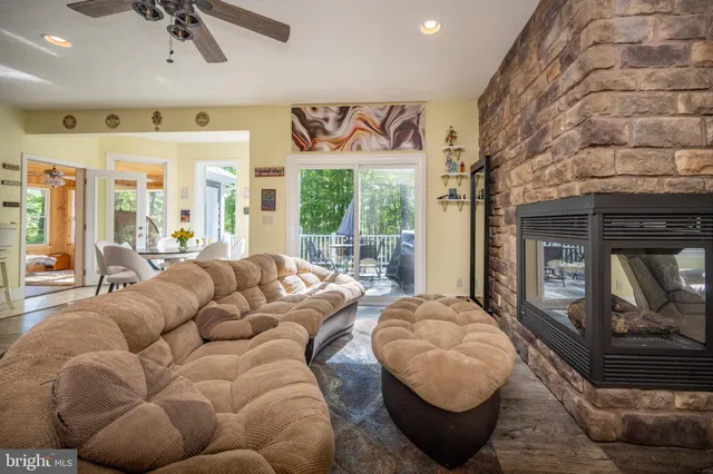 $2,399,000 | 41 Boyd Paugh Lane, Oakland, MD 21550