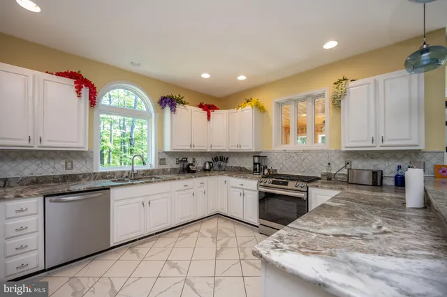 $2,399,000 | 41 Boyd Paugh Lane, Oakland, MD 21550