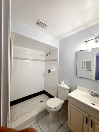 $2,500 | 812 Gullberry Lane, Altamonte Springs, FL 32714