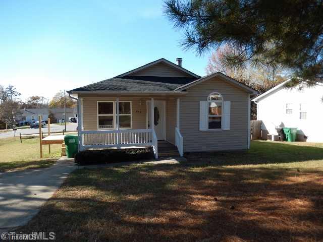 802 Grand Street High Point, NC 27260 - Photo 2 of 12 Exterior Front.