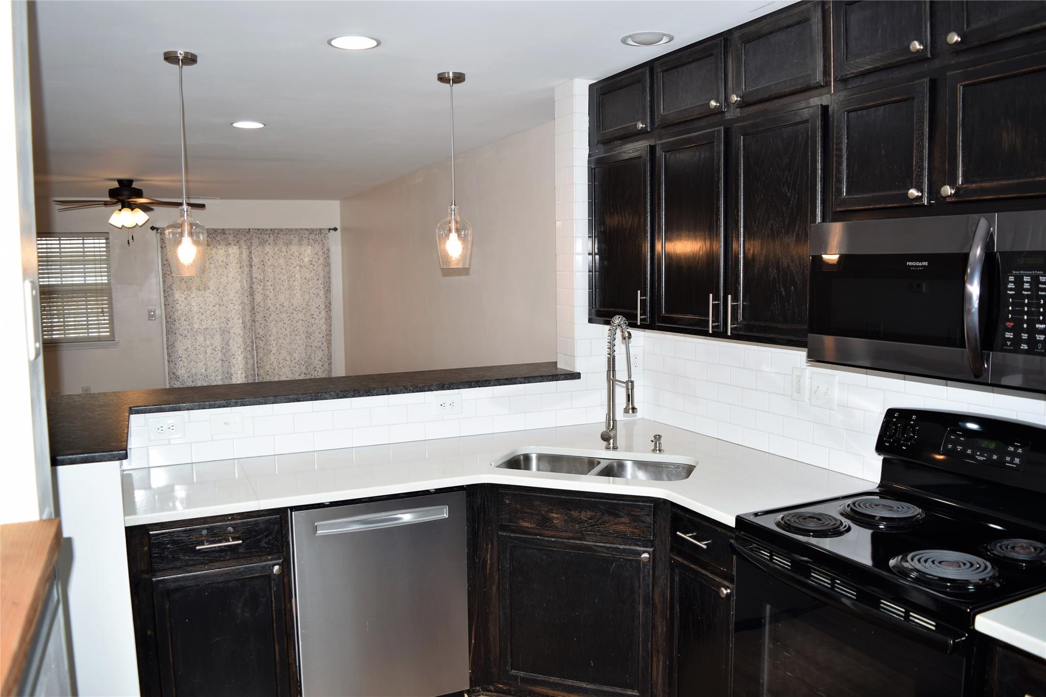 138 Limerick Road, Unit C Mooresville, NC 28115 - Photo 7 of 40 Gallery Image 7