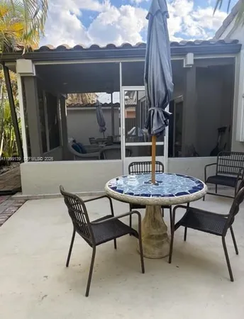 $729,999 | 6931 Southwest 159th Place, Miami, FL 33193