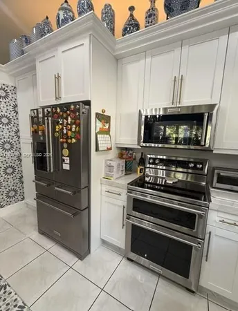 $729,999 | 6931 Southwest 159th Place, Miami, FL 33193