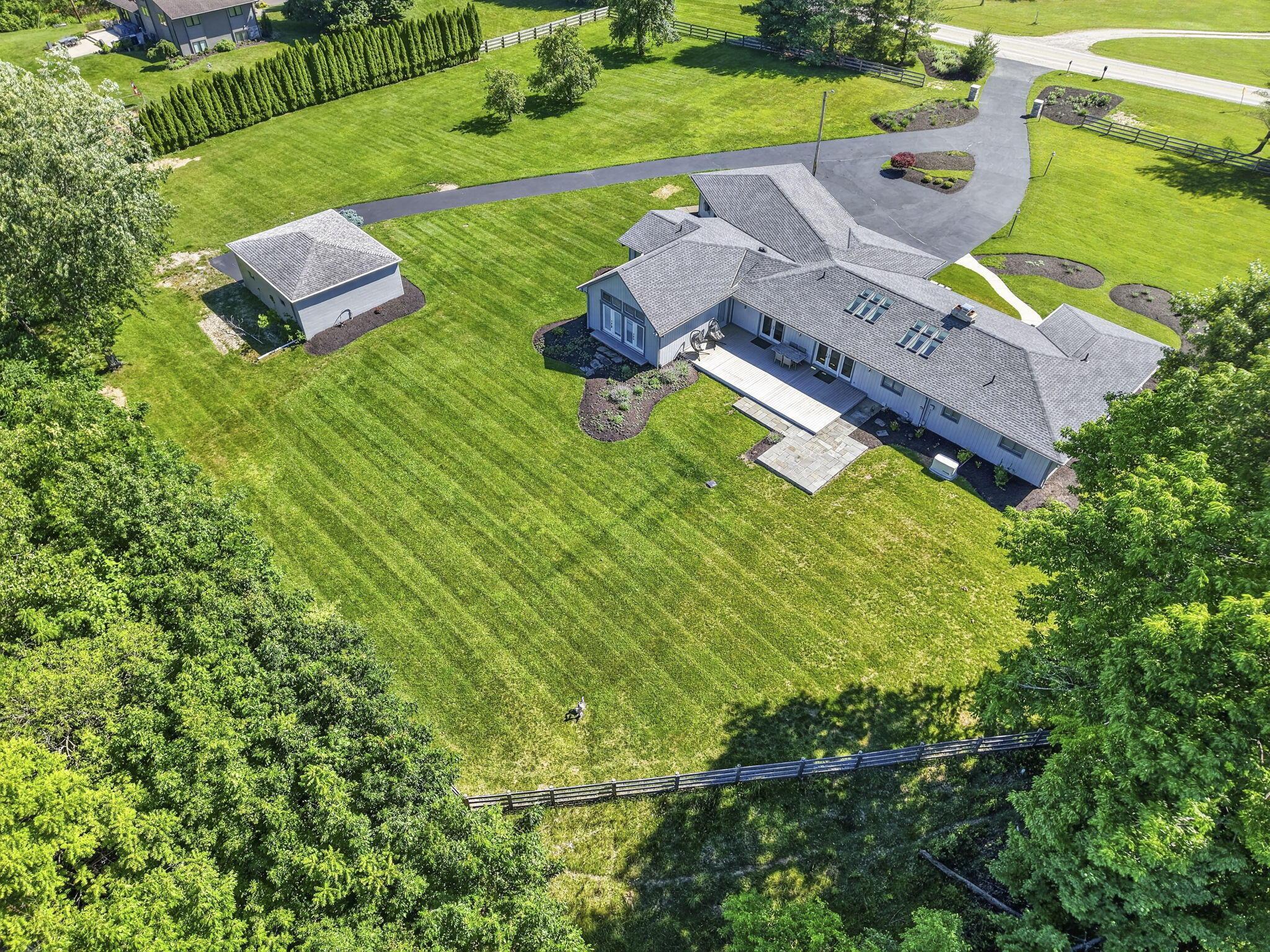 8323 Big Walnut Road Westerville, OH 43082 - Photo 6 of 56