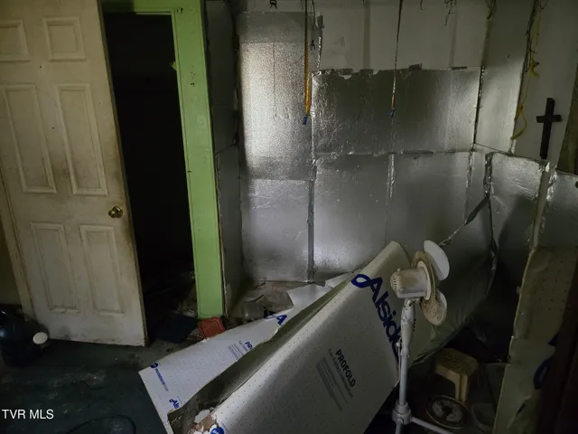 $60,000 | 998 Bristol Caverns Highway, Bristol, TN 37620