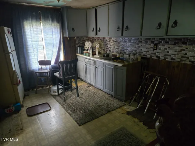 $60,000 | 998 Bristol Caverns Highway, Bristol, TN 37620