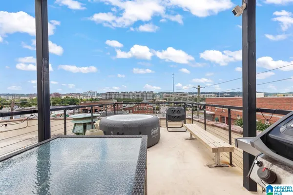$2,300 | 1305 2nd Avenue West, Unit 201, Birmingham, AL 35208
