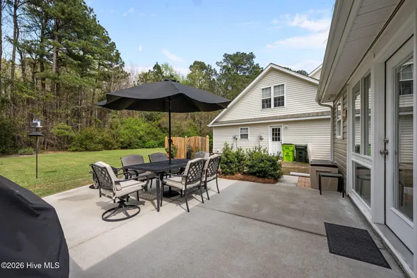 $375,000 | 412 Neuchatel Road, New Bern, NC 28562
