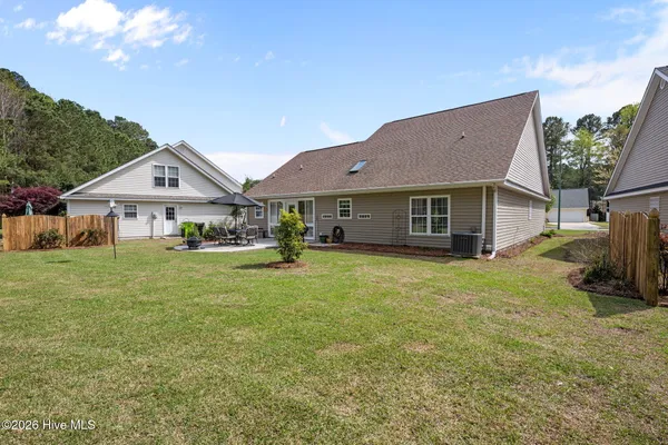 $375,000 | 412 Neuchatel Road, New Bern, NC 28562