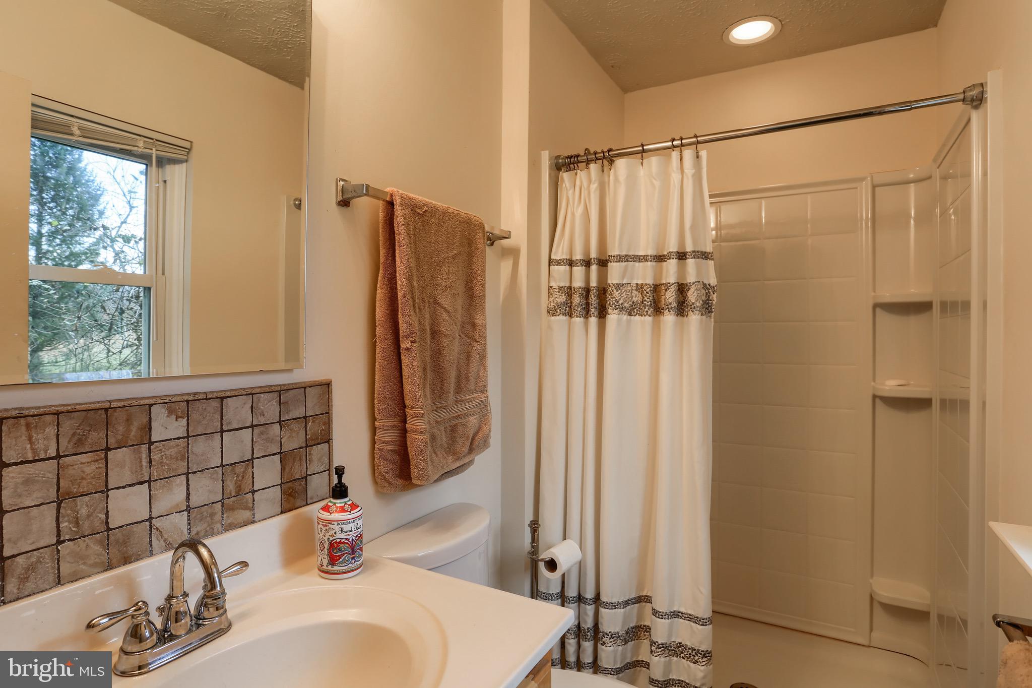 363 Meadow Grove Road Newport, PA 17074 - Photo 22 of 32 Gallery Image 22