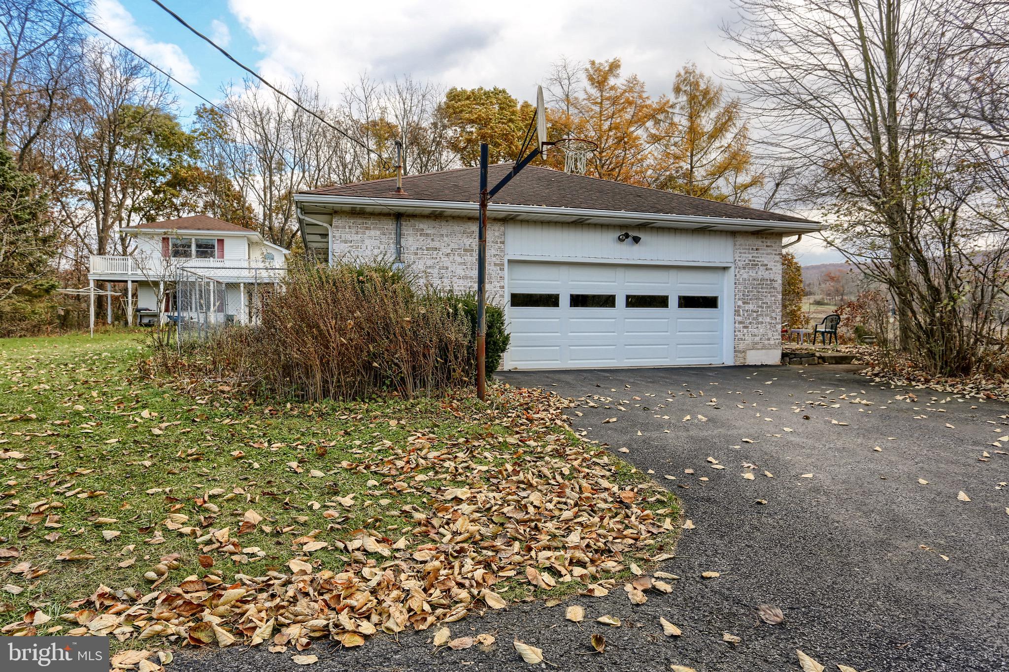 363 Meadow Grove Road Newport, PA 17074 - Photo 5 of 32 Gallery Image 5