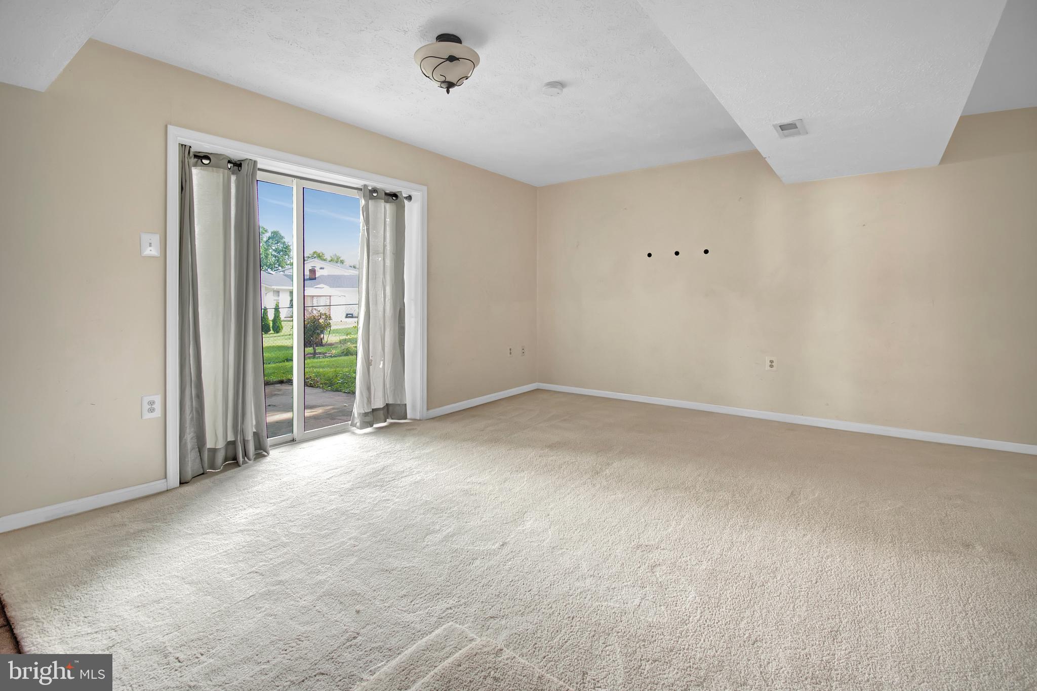 10029 Elderberry Court Manassas, VA 20110 - Photo 17 of 20