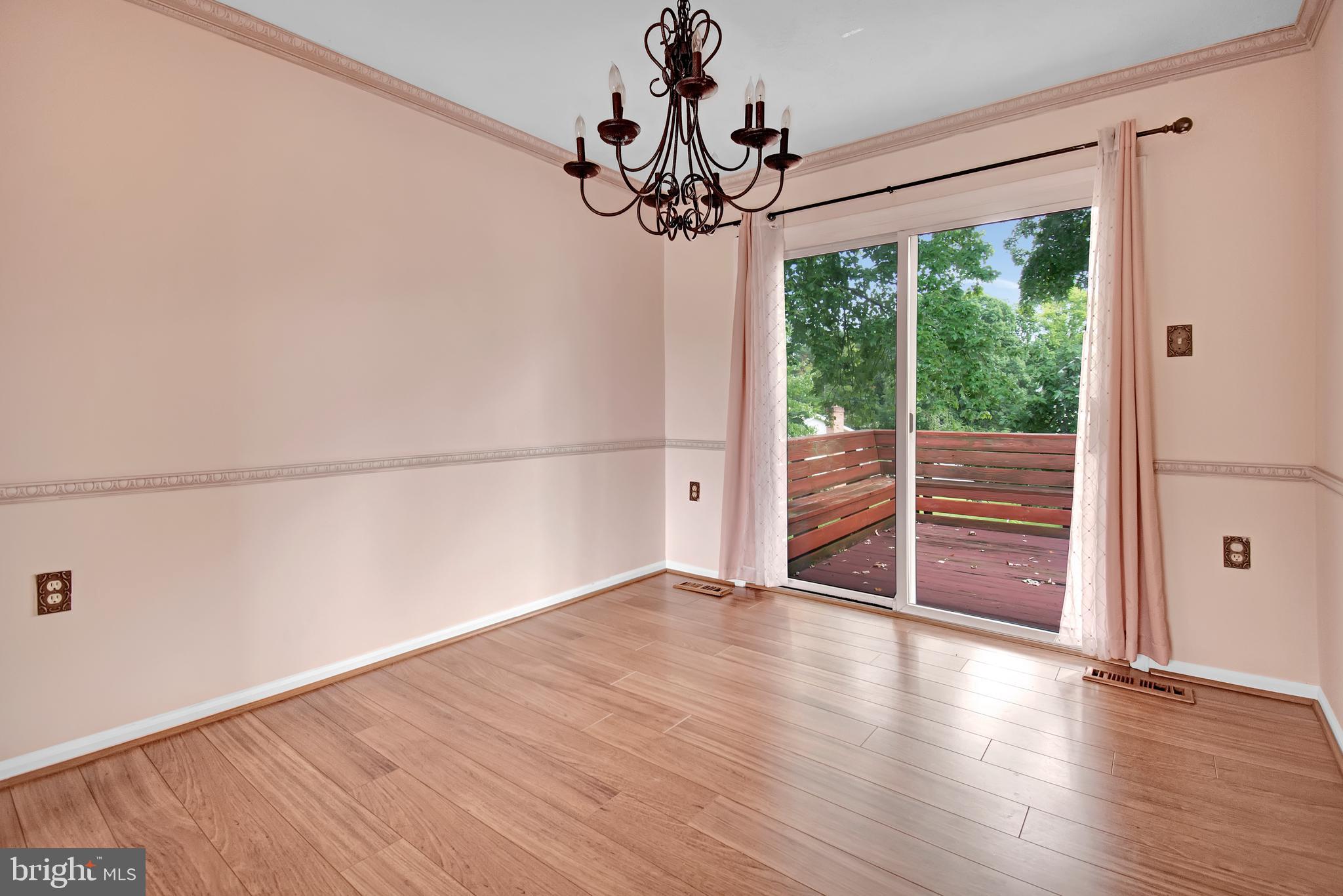 10029 Elderberry Court Manassas, VA 20110 - Photo 6 of 20