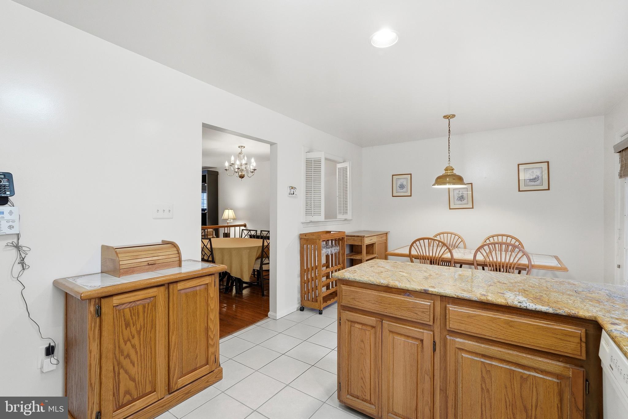7419 Ridge Oak Court Springfield, VA 22153 - Photo 13 of 42
