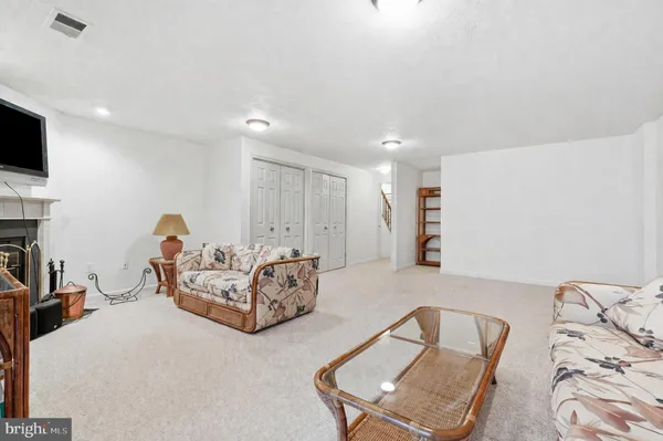 $625,000 | 7419 Ridge Oak Court, Springfield, VA 22153