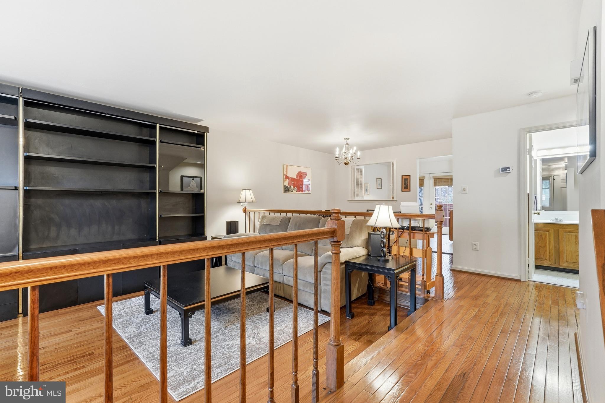 7419 Ridge Oak Court Springfield, VA 22153 - Photo 5 of 42