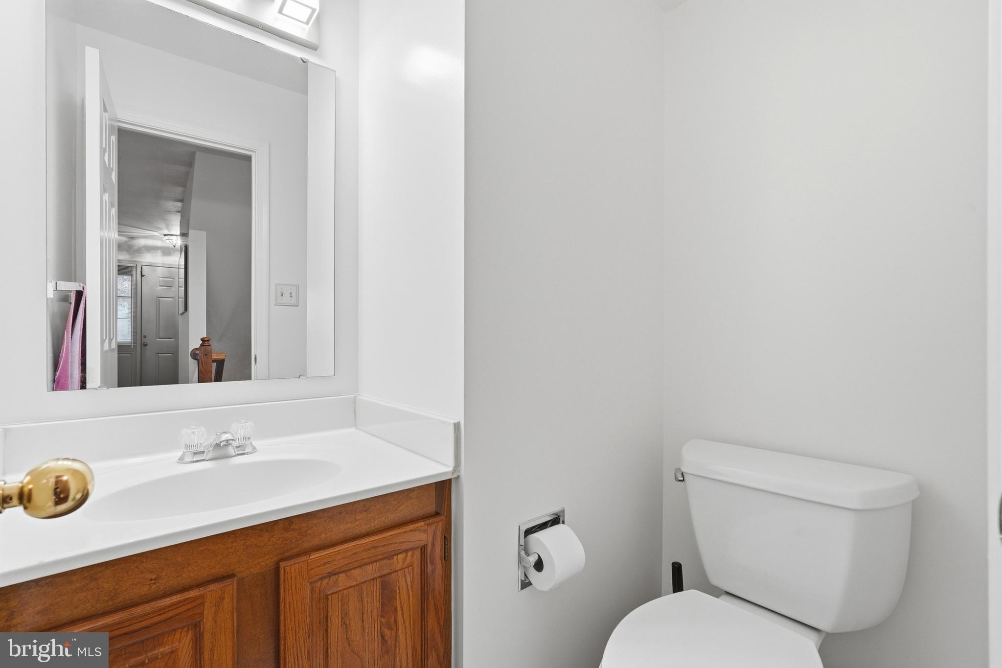 7419 Ridge Oak Court Springfield, VA 22153 - Photo 8 of 42