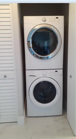 $410,000 | 555 East Dania Beach Boulevard, Unit 5, Dania Beach, FL 33004