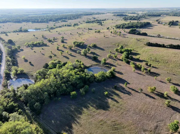 $616,000 | 4879 Allen Road, Fredonia, KS 66736