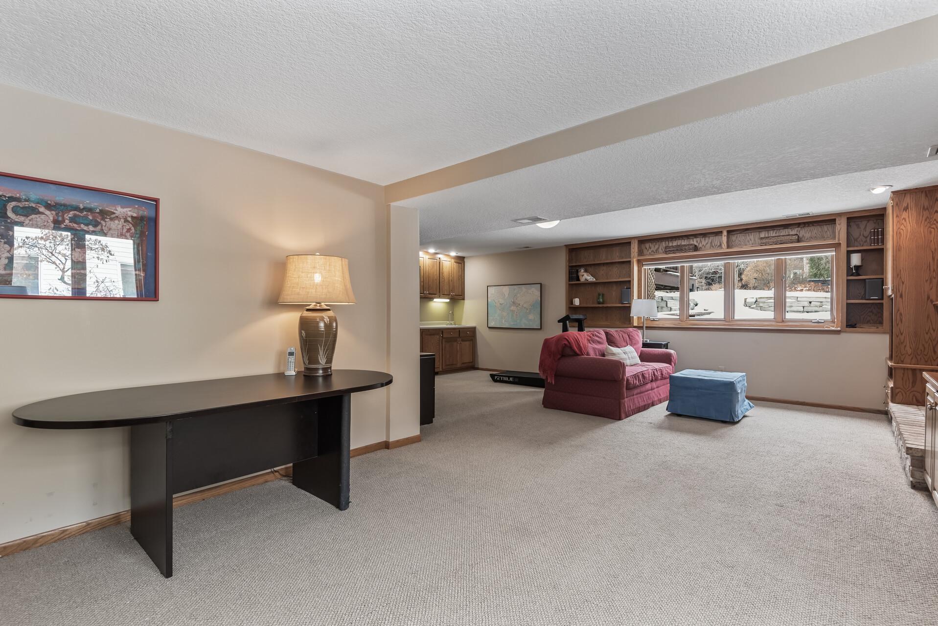 9356 Palmer Road Bloomington, MN 55437 - Photo 41 of 55