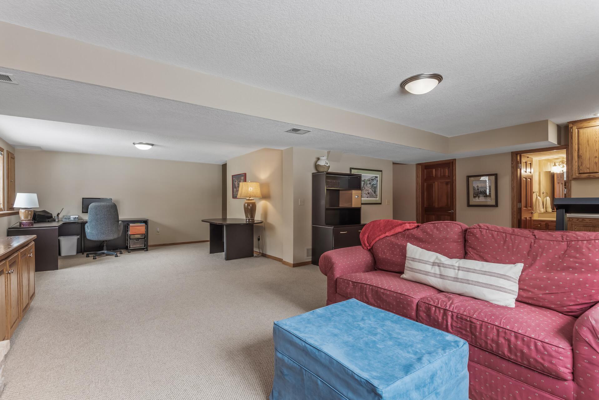 9356 Palmer Road Bloomington, MN 55437 - Photo 42 of 55