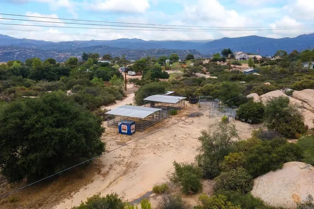 $1,025,000 | 21245 Old Oak Road, Alpine, CA 91901