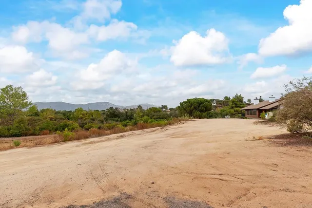 $1,025,000 | 21245 Old Oak Road, Alpine, CA 91901