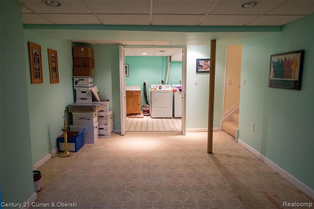 3453 Crooks Road, Unit 21 Royal Oak, MI 48073 - Photo 18 of 24