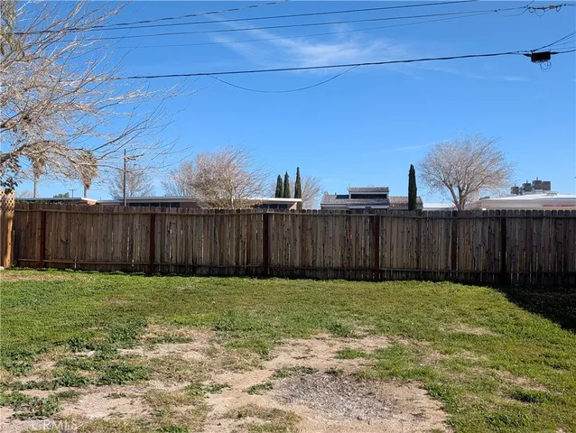 $305,000 | 15820 N Street, Mojave, CA 93501