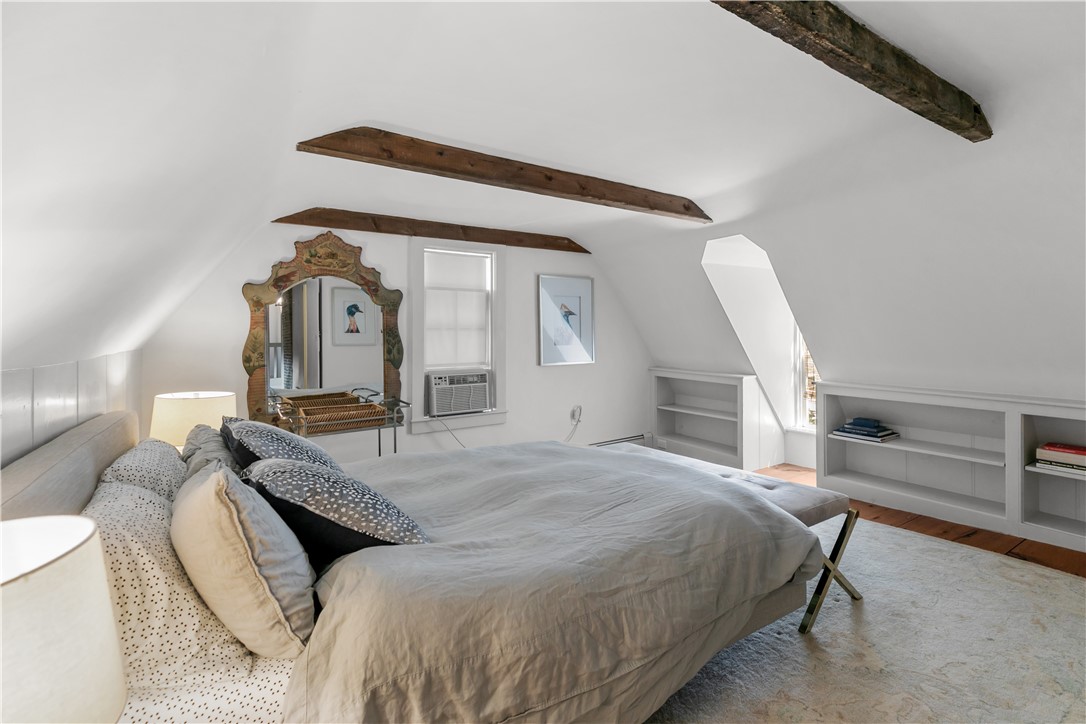 22 Bridge Street Newport, RI 02840 - Photo 22 of 30