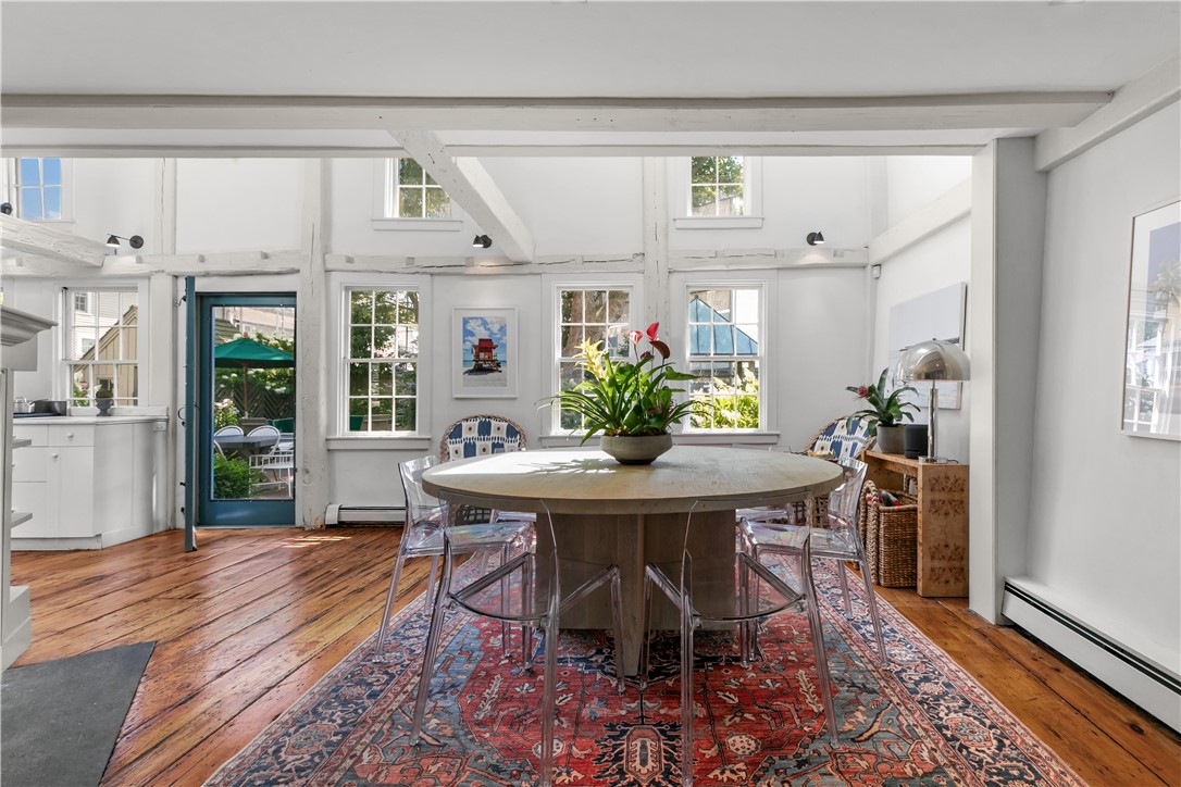 22 Bridge Street Newport, RI 02840 - Photo 10 of 30