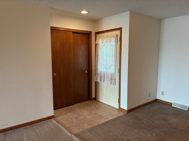 5287 South Mill Pond Road Rochelle, IL 61068 - Photo 4 of 50 a view of an empty room