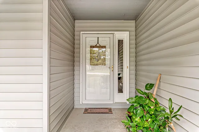 $340,000 | 267 Poplar Grove Drive, Avon, IN 46123