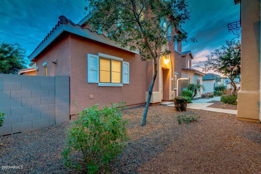 413 North Ranger Trail Gilbert, AZ 85234 - Photo 1 of 1 20180222181128007837000000-o