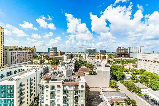 $10,000 | 529 South Flagler Drive, Unit 17G, West Palm Beach, FL 33401