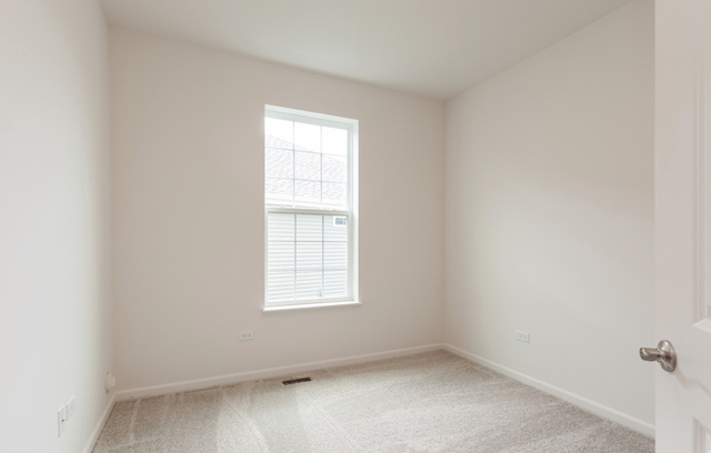 288 Monarch Lane Volo, IL 60020 - Photo 8 of 15