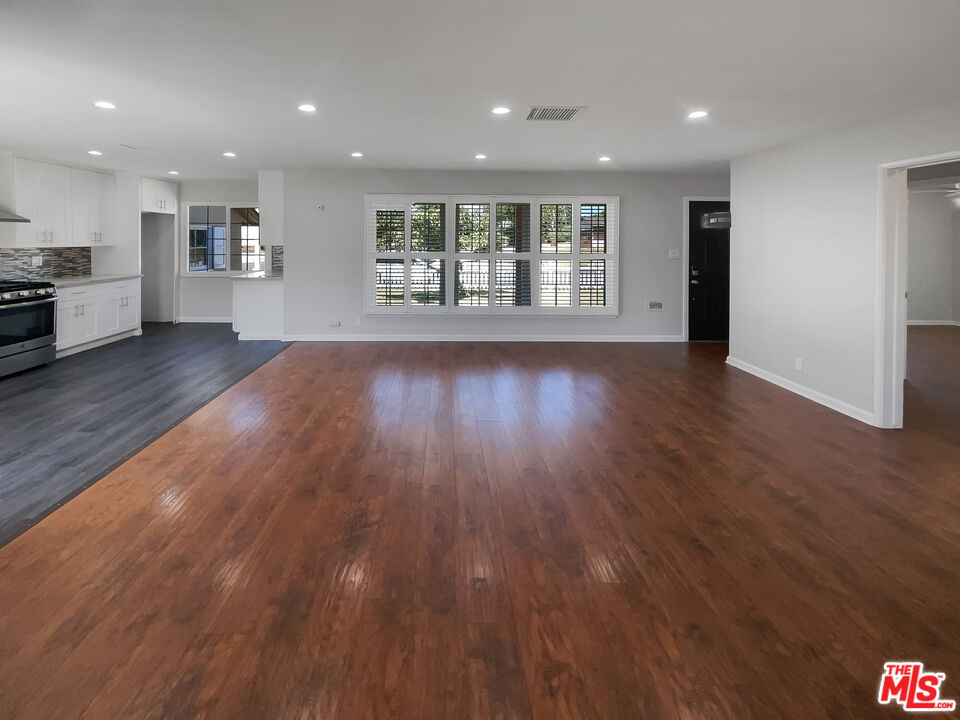 562 Magnolia Avenue Brea, CA 92821 - Photo 10 of 17