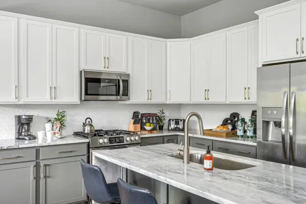 $3,000 | 960 Youngs Lane, Nashville, TN 37218