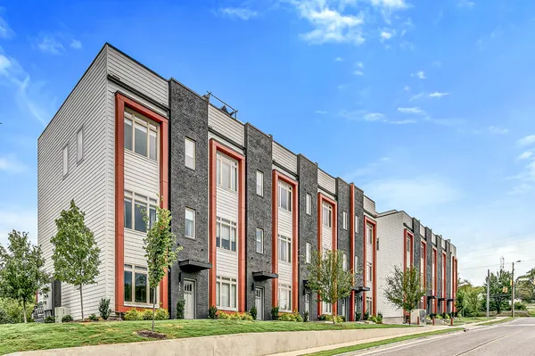 $3,000 | 960 Youngs Lane, Nashville, TN 37218