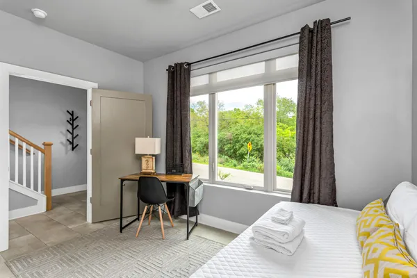 $3,000 | 960 Youngs Lane, Nashville, TN 37218