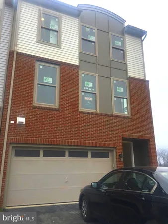 $3,690 | 42407 Dogwood Glen Square, Sterling, VA 20166