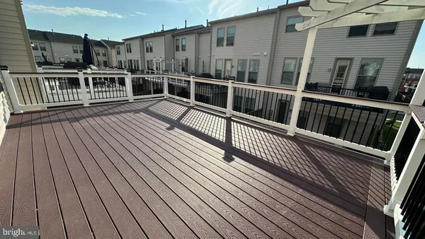 $3,690 | 42407 Dogwood Glen Square, Sterling, VA 20166