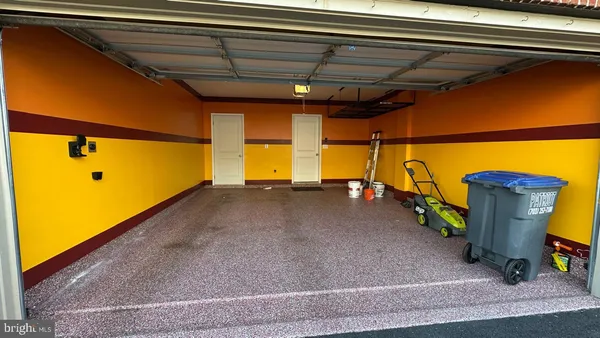 $3,690 | 42407 Dogwood Glen Square, Sterling, VA 20166