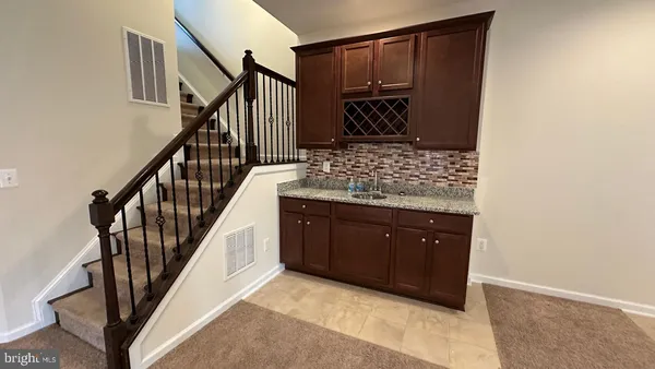 $3,690 | 42407 Dogwood Glen Square, Sterling, VA 20166